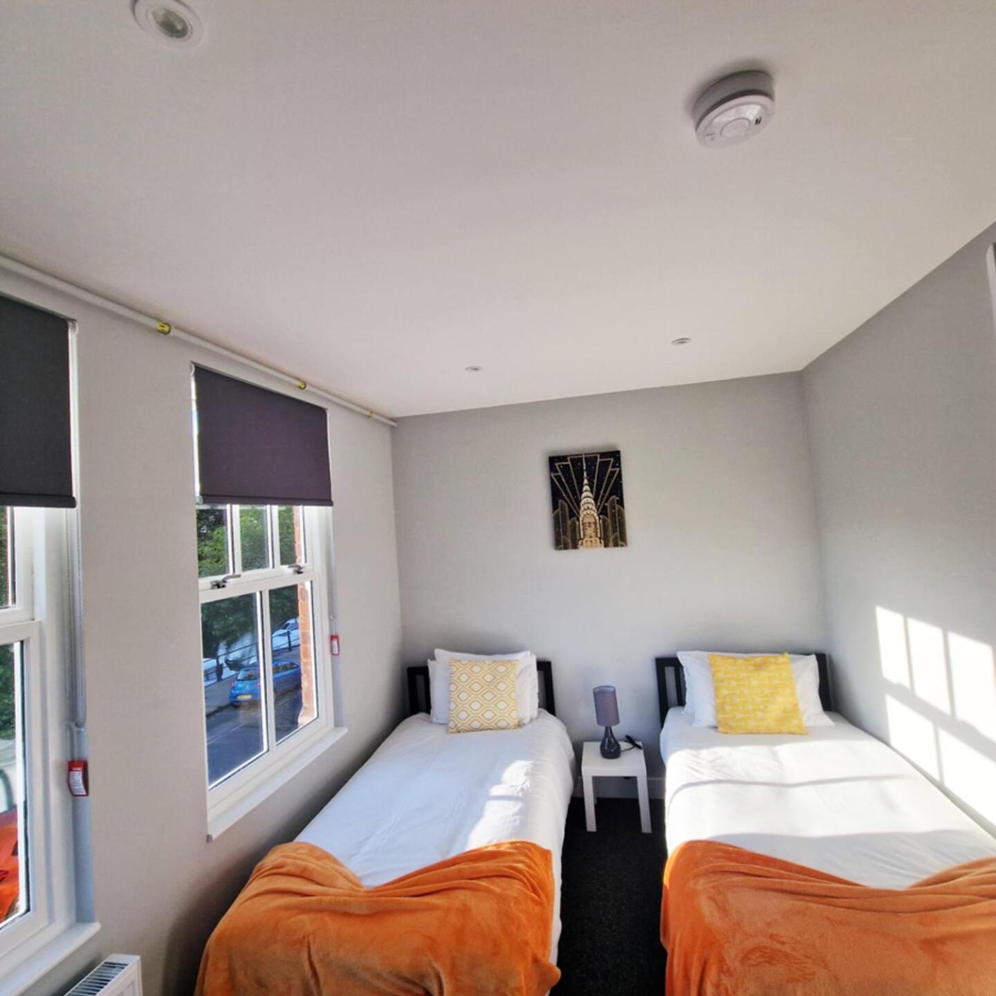 1St Floor Riverview Duplex Flat With Parking Норвіч Номер фото