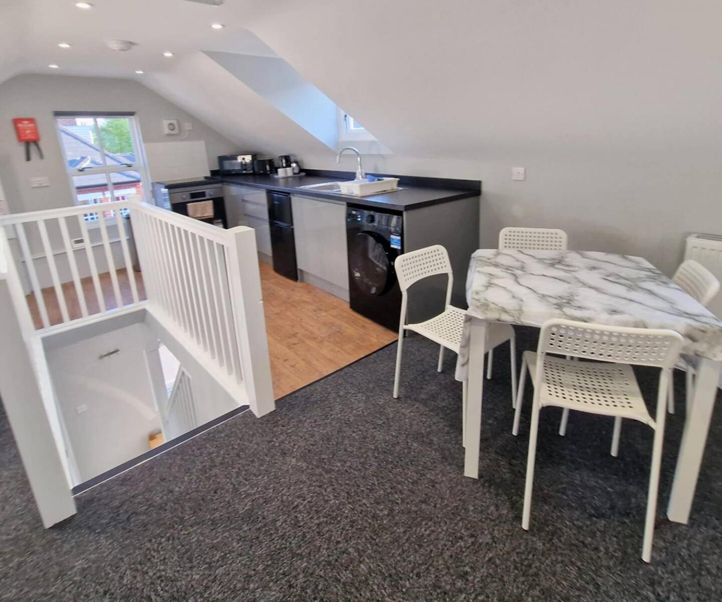 1St Floor Riverview Duplex Flat With Parking Норвіч Номер фото